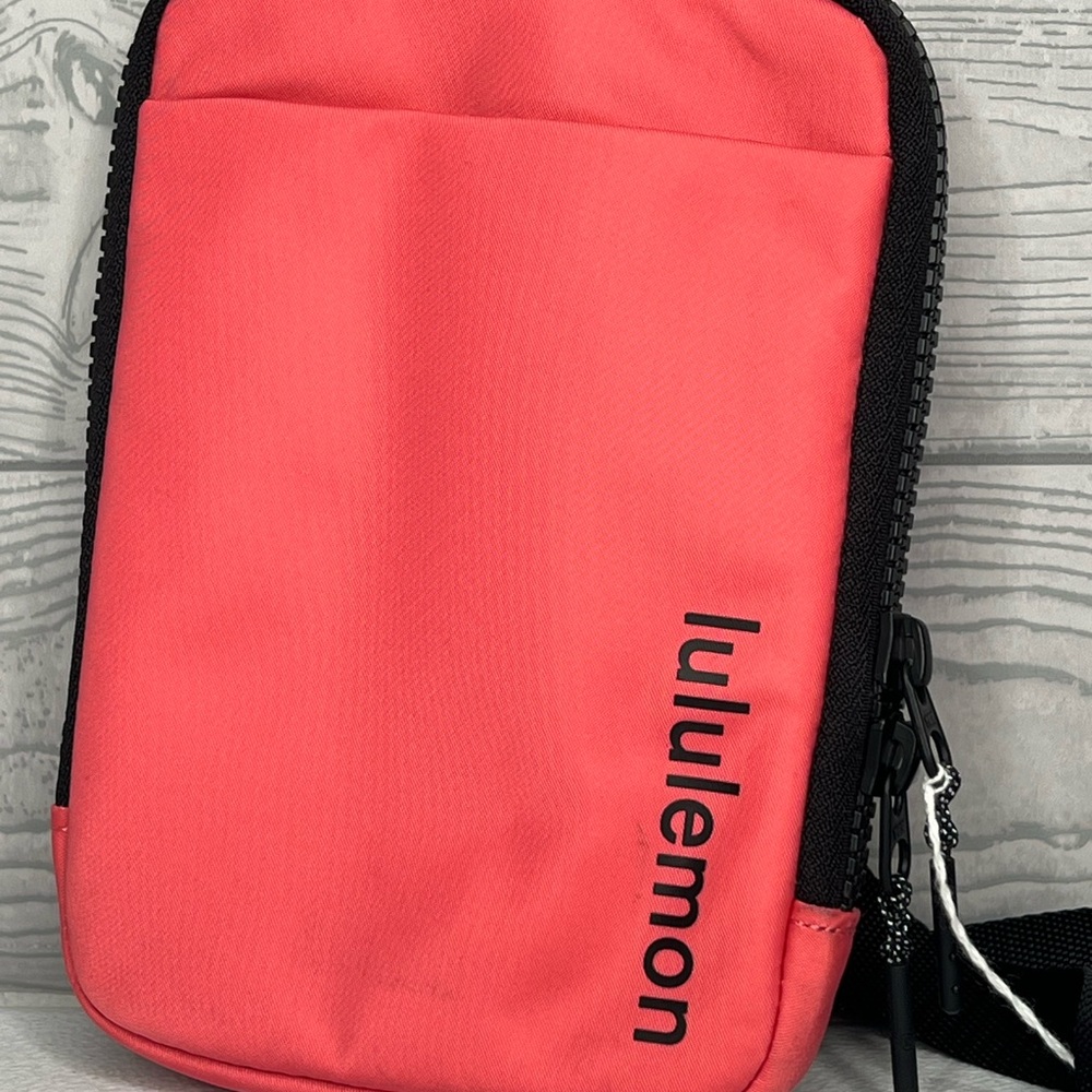 lululemon Athletica Easy Access Crossbody Nylon Bag in Guava - Picture 4 of 7